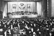 明確政協(xié)的性質和任務——二屆全國政協(xié)自身建設綜述