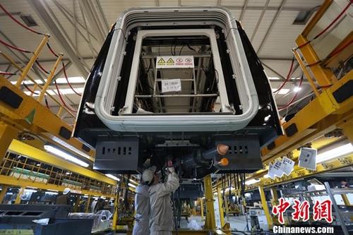 資料圖：南京一家制造企業(yè)內(nèi)的生產(chǎn)景象。<a target='_blank' href='http://www.chinanews.com/'>中新社</a>記者 泱波 攝