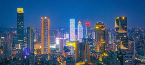 5 南京新街口商圈。南京日報記者 姚強 董家訓(xùn) 攝