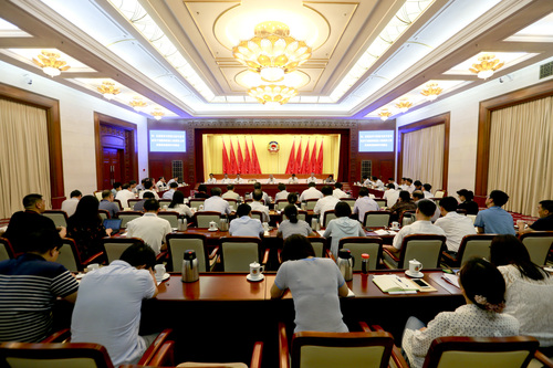 一版選用：2018年7月9日，天津市政協(xié)召開 市、區(qū)政協(xié)學習貫徹習近平總書記關于加強和改進人民政協(xié)工作的重要思想學習研討交流會