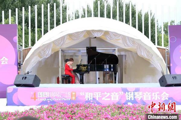 不僅匯聚沈陽(yáng)本地優(yōu)秀青年鋼琴演奏者，往屆“和平之音”獲獎(jiǎng)小朋友也有亮相?！∩虻畛?攝