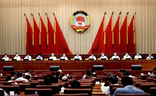 　　6月28日，全國政協(xié)參政議政人才庫特聘專家聘書頒發(fā)儀式在京舉行。中共中央政治局常委、全國政協(xié)主席汪洋出席并講話。                                     本報記者 田福良 攝