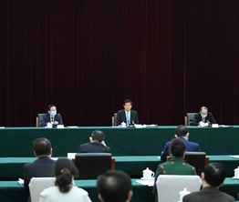 栗戰(zhàn)書與致公黨、僑聯(lián)、對(duì)外友好界別政協(xié)委員共商國是