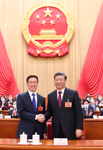 （兩會(huì)）（7）習(xí)近平全票當(dāng)選國家主席中央(1898556)-20230312015425