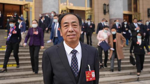 （履職初體驗1，頭條）吳行：點亮鄉(xiāng)村孩子(2258924)-20230516081237