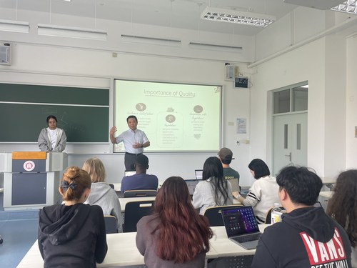 7版頭條 華東師范大學(xué)臺灣省籍教師陳弘信(3289809)-20231111175513
