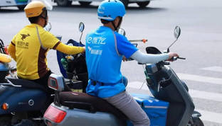 給外賣騎手繳社保，補齊權(quán)益保障短板