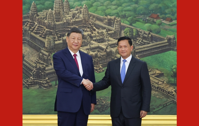 習(xí)近平同柬埔寨首相洪瑪奈舉行會談