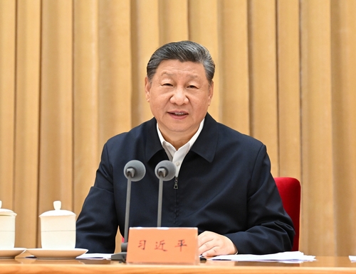 7月14日至15日，中央城市工作會議在北京舉行。中共中央總書記、國家主席、中央軍委主席習(xí)近平出席會議并發(fā)表重要講話。新華社記者 謝環(huán)馳 攝